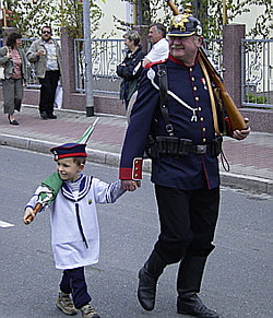 Soldat mit Kind_kl